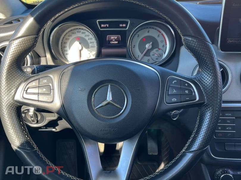 Mercedes-Benz CLA 200 d Shooting Brake