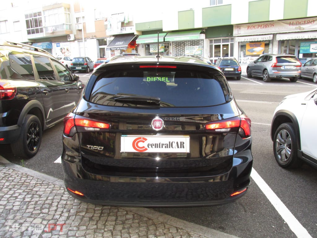 Fiat Tipo 1.3 M-Jet Lounge