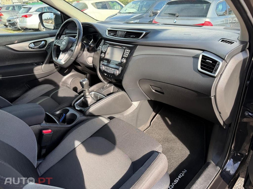 Nissan Qashqai 1.5 dCi N-Connecta 18
