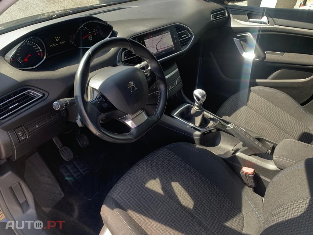 Peugeot 308 SW 1.5 BlueHDi Style
