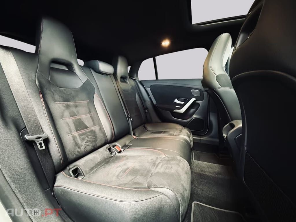 Mercedes-Benz CLA 45 AMG 4Matic