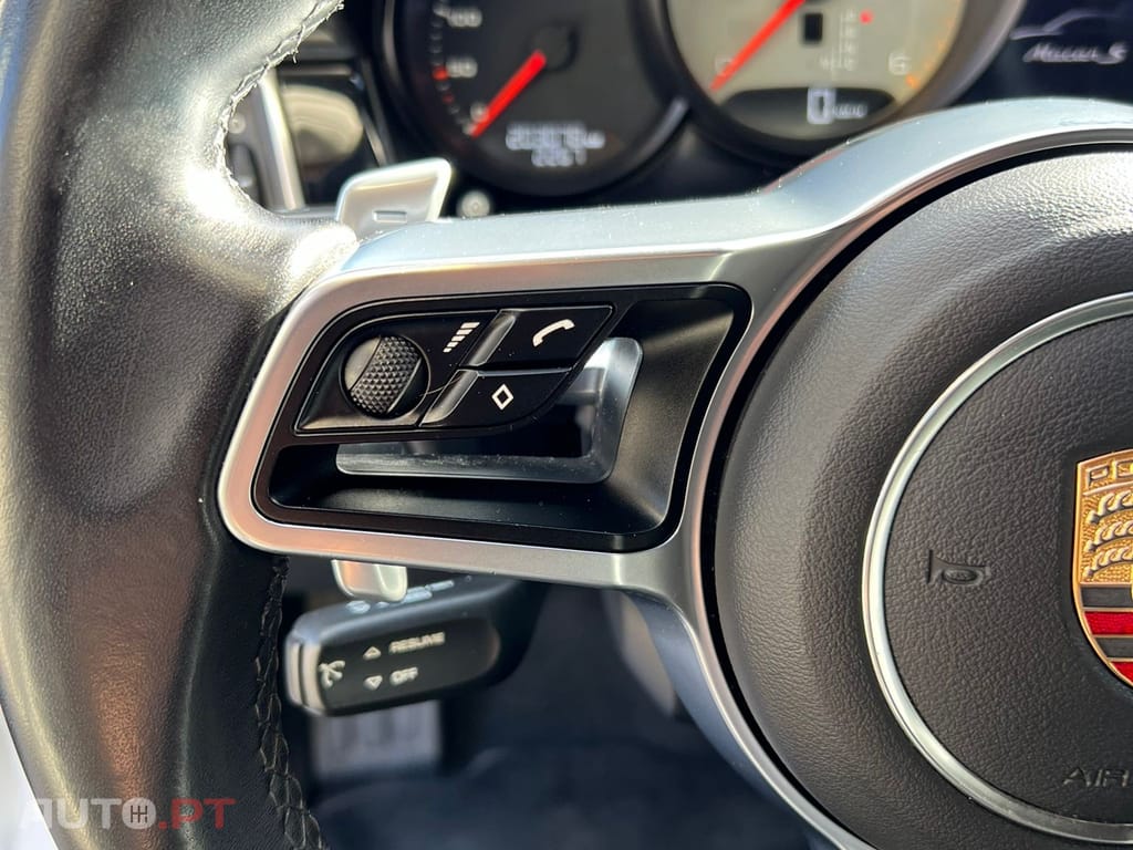 Porsche Macan S