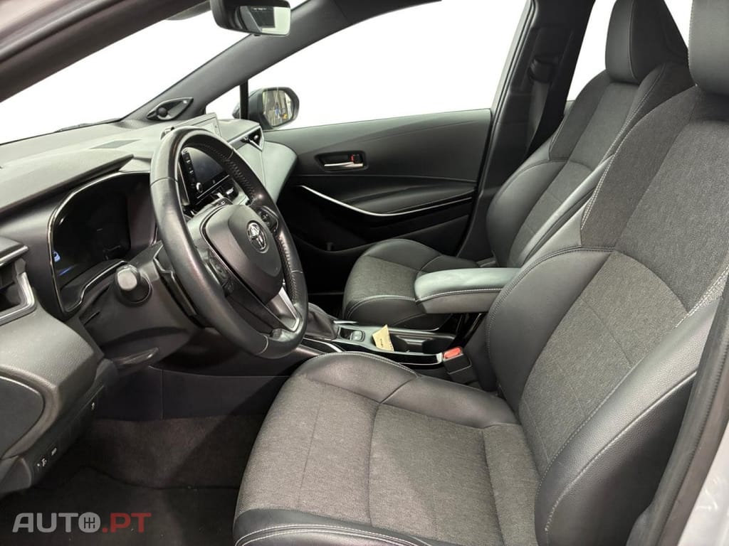 Toyota Corolla Touring Sports 2.0 Hybrid Edition