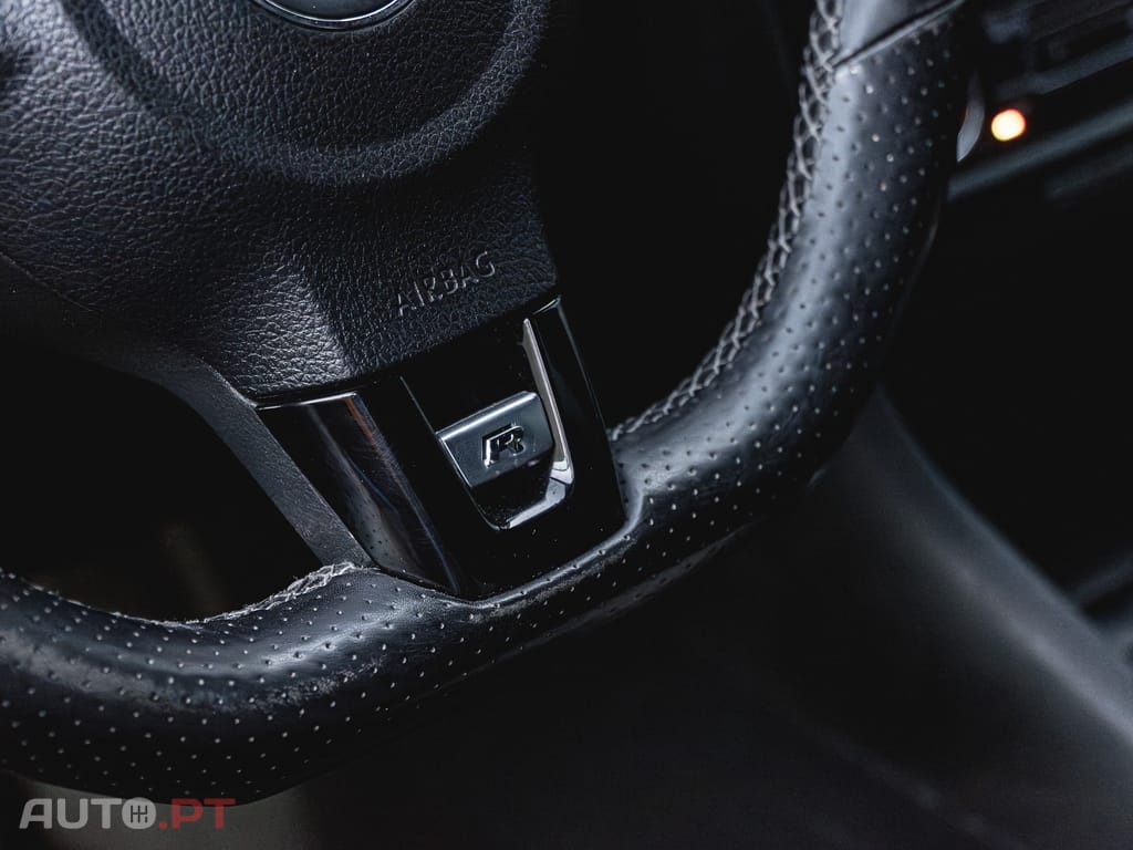 Volkswagen Golf R