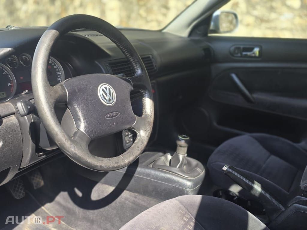 Volkswagen Passat 1.9 TDi Highline