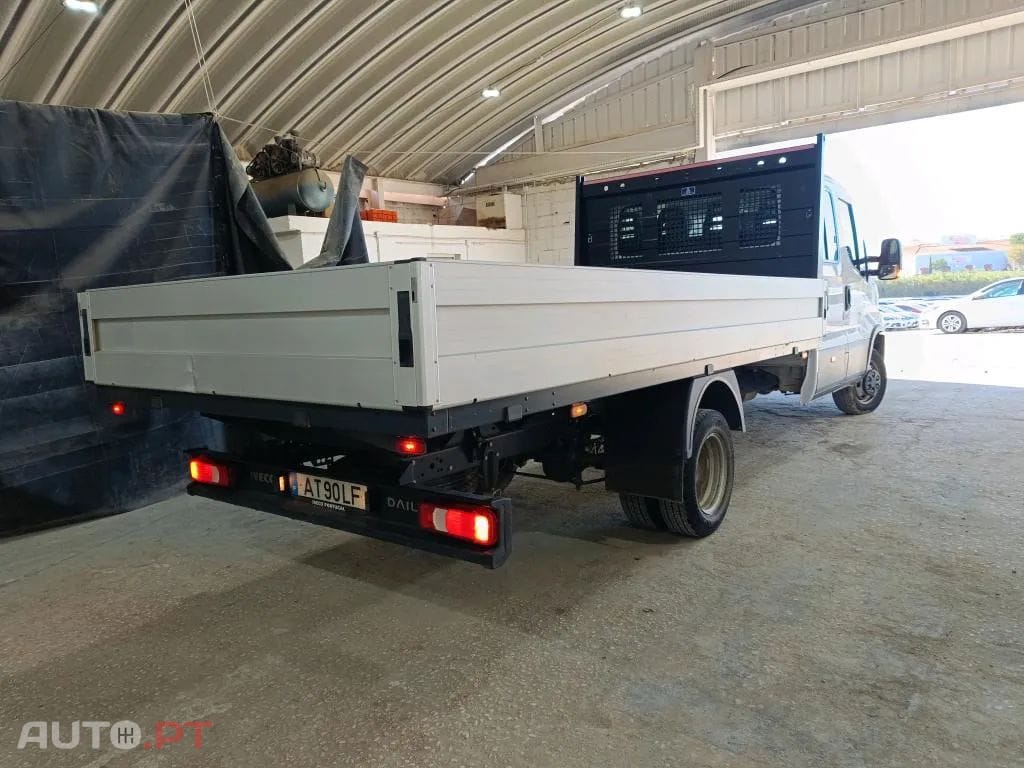 Iveco Daily DAILY -CHASSIS-CABINA 3.0 35C18H 3750 CD