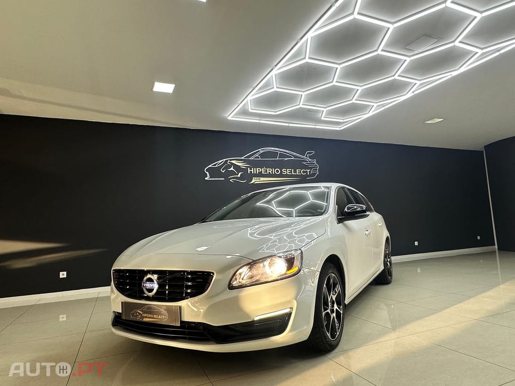 Volvo V60 2.0 D4 Momentum Eco