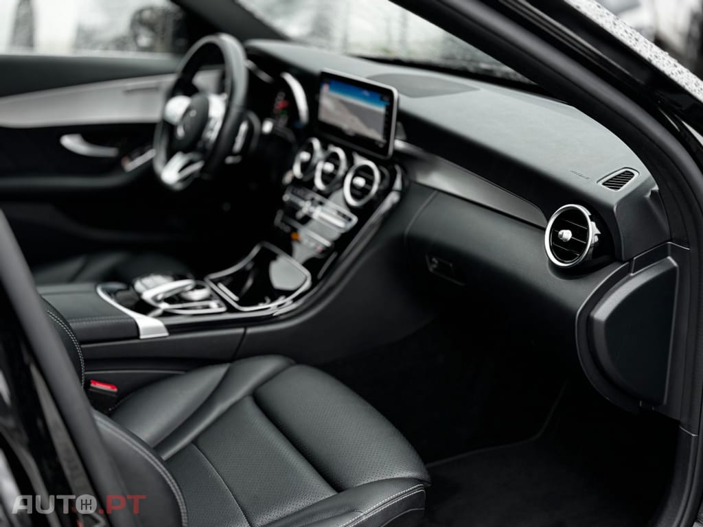 Mercedes-Benz C 300 de AMG Line