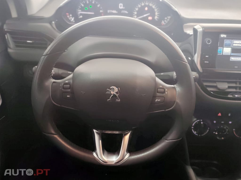 Peugeot 208 1.2 VTi Active