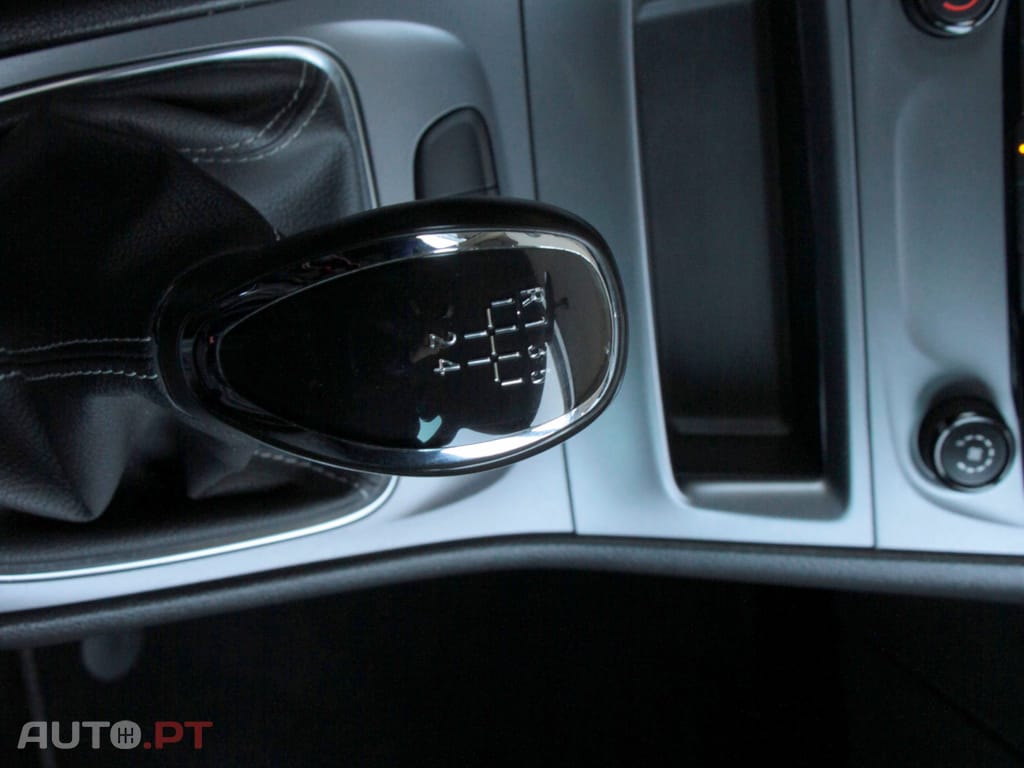 Opel Astra 1.0 120 Anos S/S