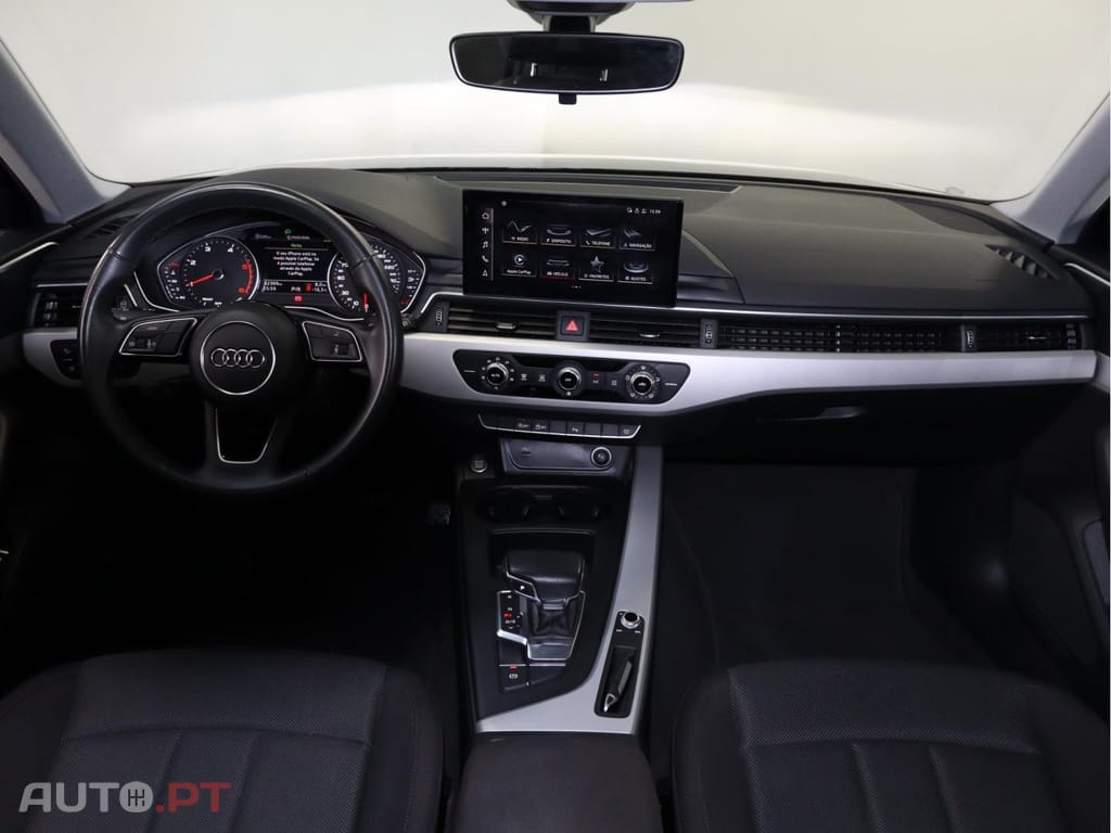 Audi A4 30 TDI S tronic Avant