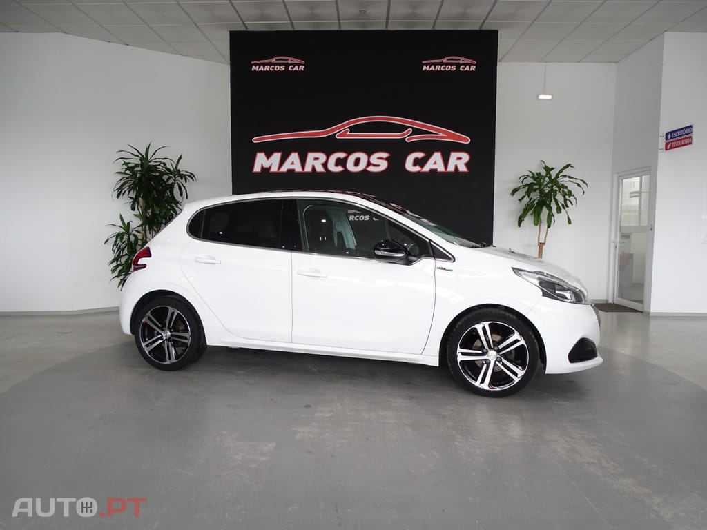 Peugeot 208 1.2 PureTech GT Line