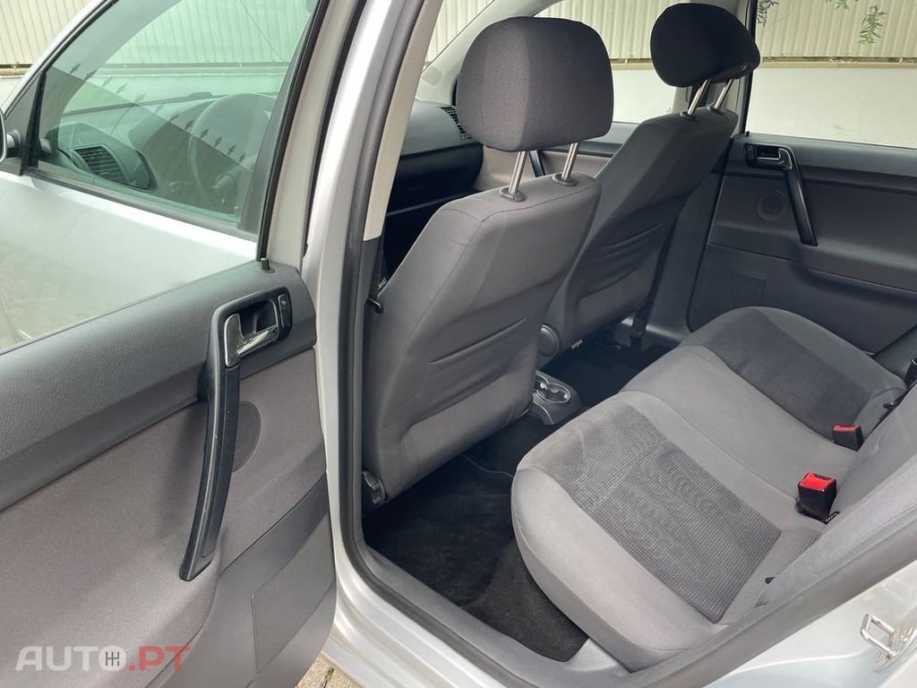 Volkswagen Polo 1.2 Confortline