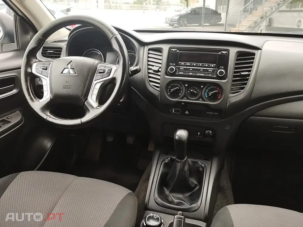 Mitsubishi L200 2.3 DI-D Space Cab Invite 4WD
