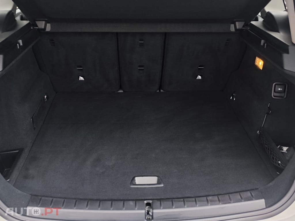 BMW 218 i Auto