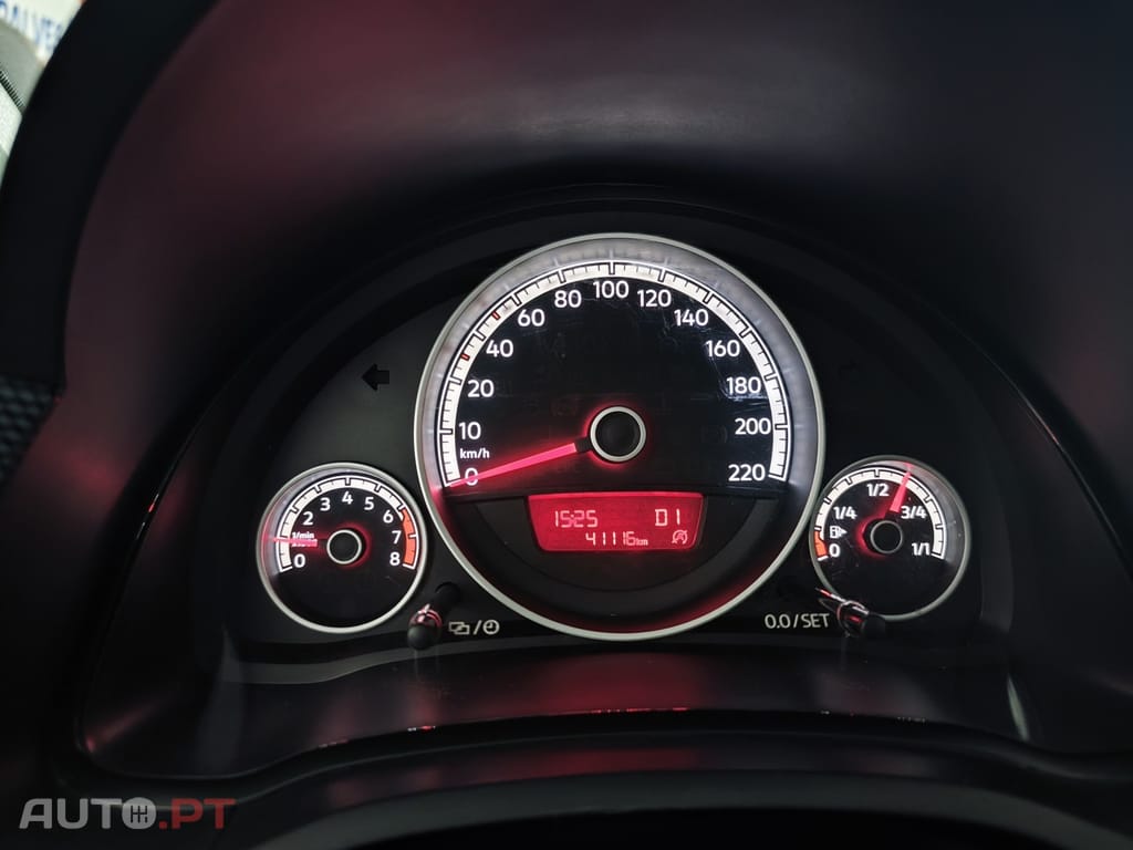Volkswagen Up! 1.0 BMT Move Auto