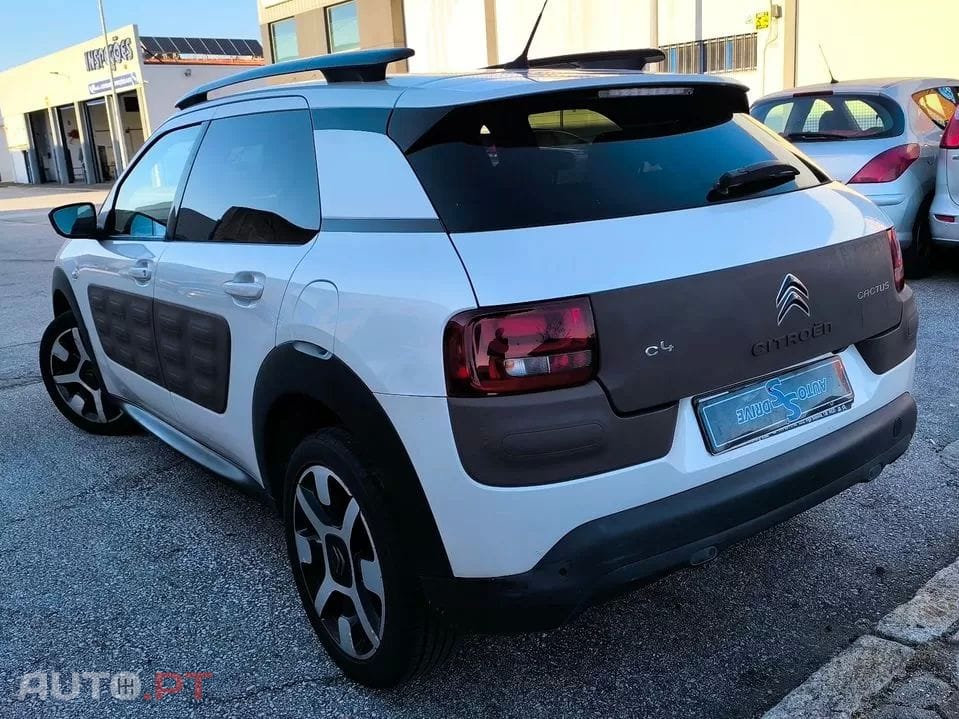 Citroen C4 Cactus 1.6 e-HDi Shine ETG6 92g