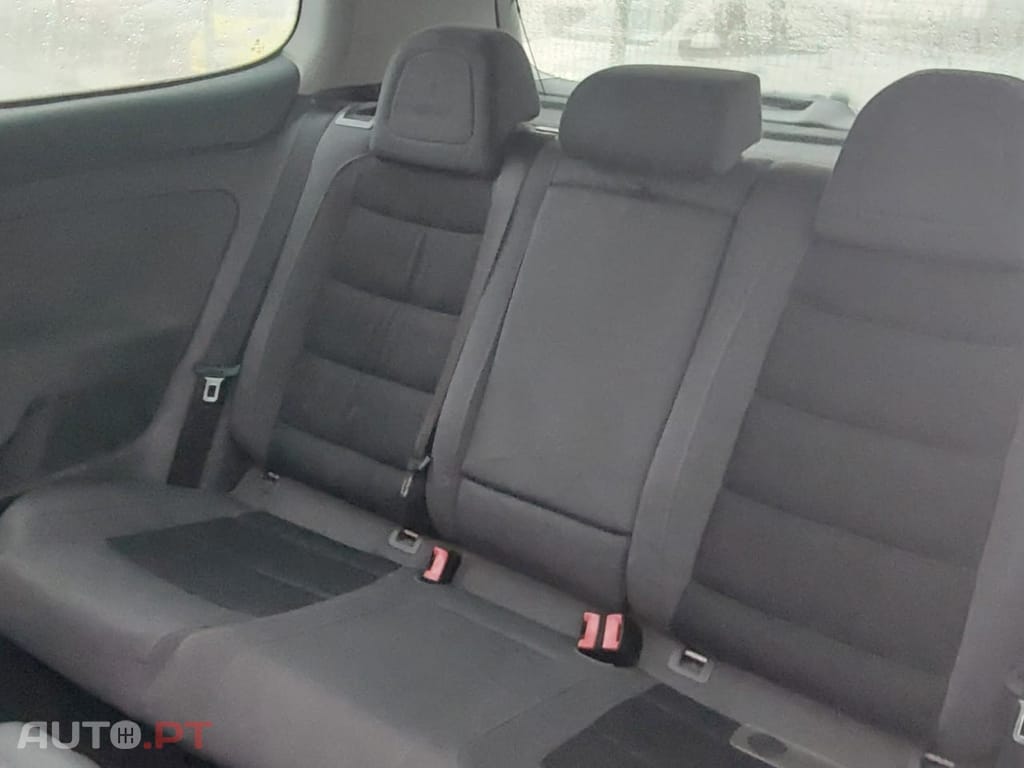 Volkswagen Golf 2.0 TDI R 170 cv