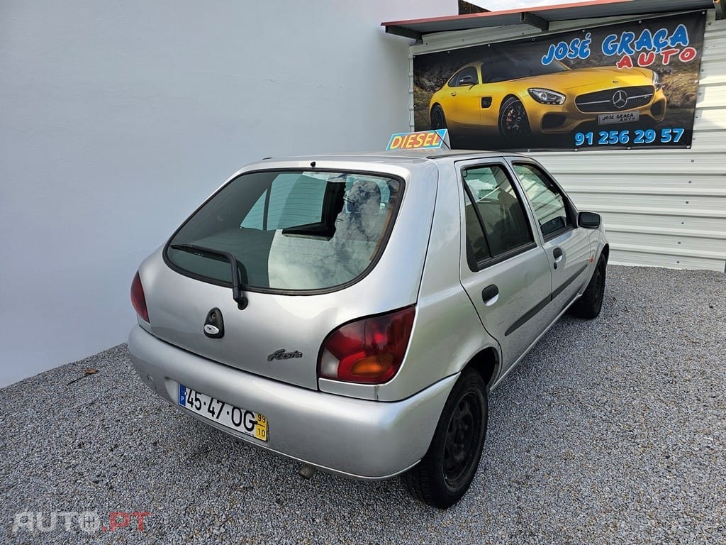 Ford Fiesta 1.8 D Studio