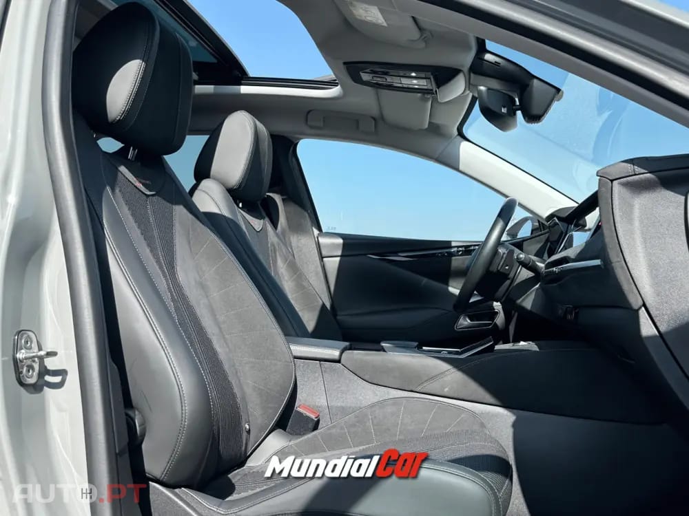 DS DS4 E-TENSE 225 PERFORMANCE LINE