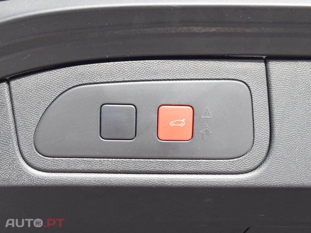 DS DS7 E-Tense 4x4 Performance Line +