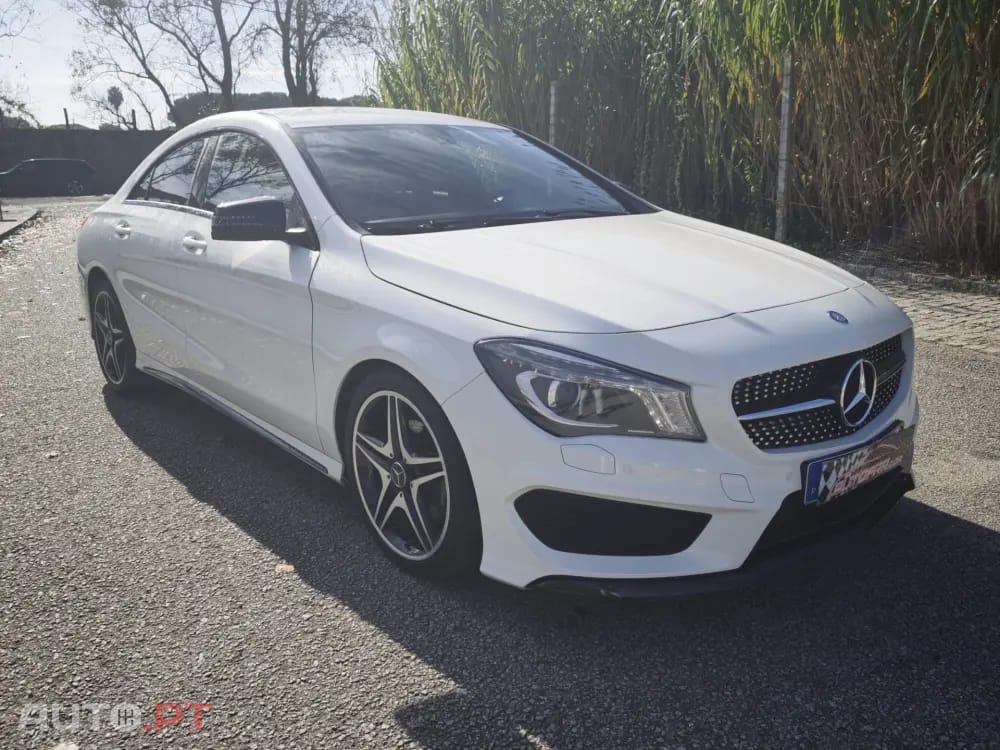 Mercedes-Benz CLA 200