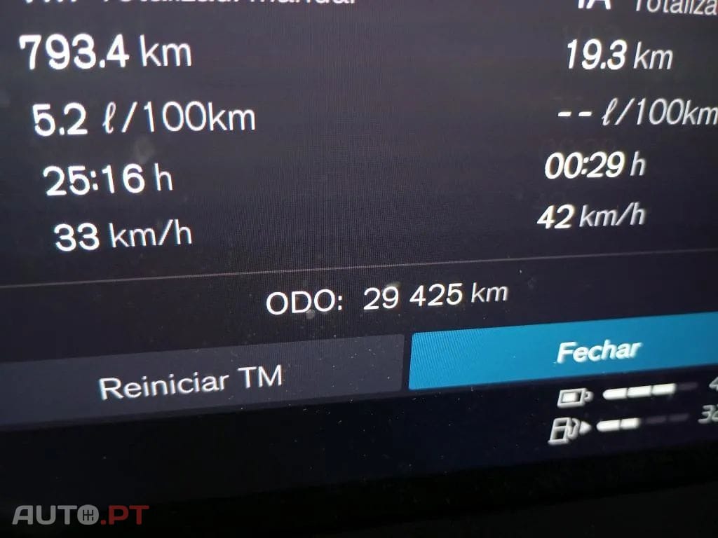 Volvo XC60 2.0 T6 PHEV Plus Dark AWD