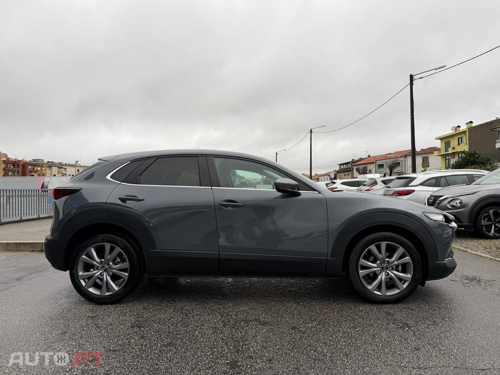 Mazda CX-30 2.0 e-Skyactiv-G Exclusive-line