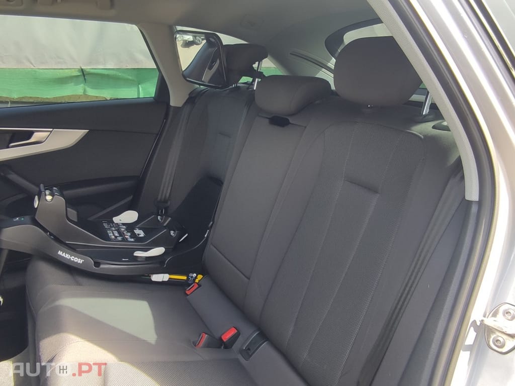 Audi A4 Avant 35 TDI Advanced S tronic