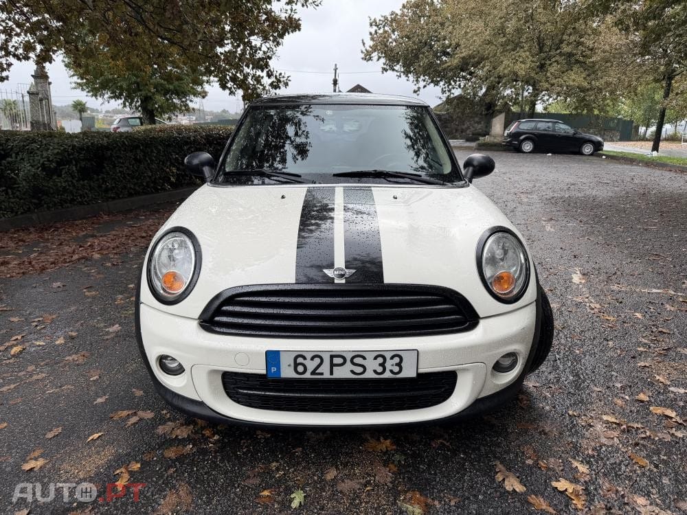 MINI Cooper Cooper D