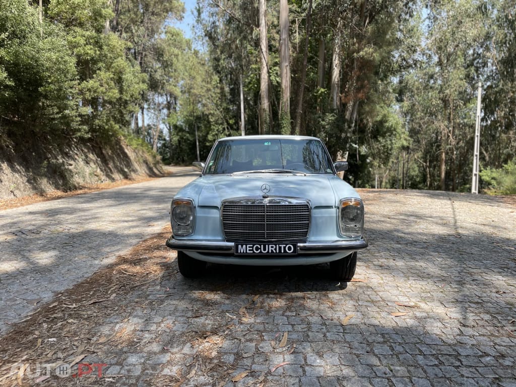 Mercedes-Benz 240 D 3.0