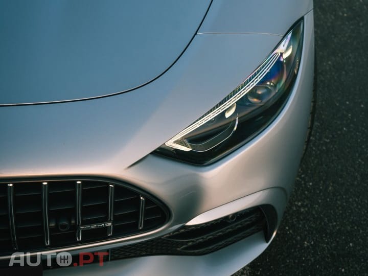 Mercedes-Benz SL 43 AMG Standard