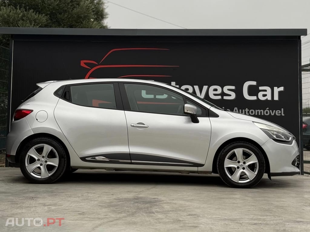 Renault Clio 0.9 TCe Limited Bi-Fuel
