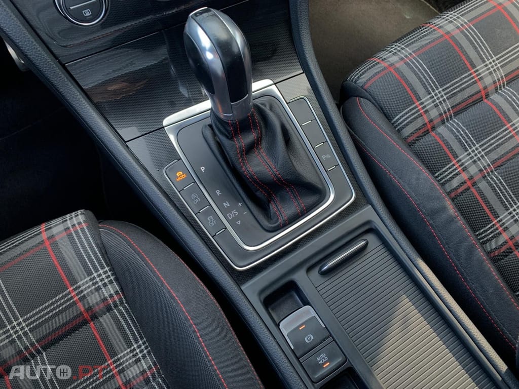 Volkswagen Golf 2.0 TSi GTi DSG Performance