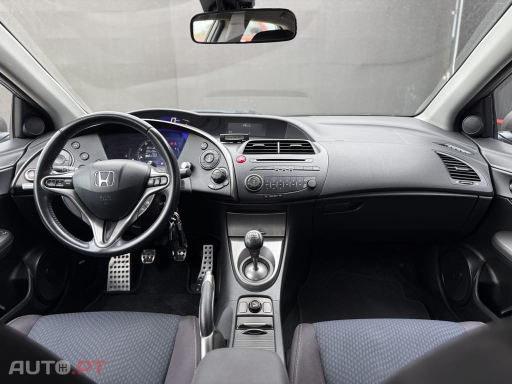 Honda Civic 1.8 Executive