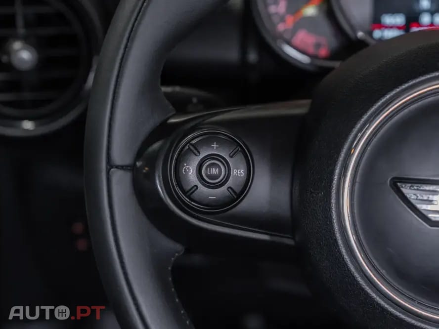 MINI Cooper One D