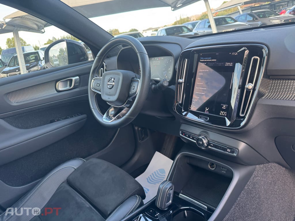 Volvo XC40 1.5 T5 PHEV R-Design