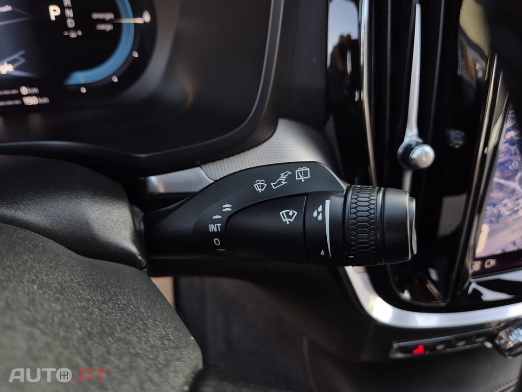 Volvo V60 2.0 T6 AWD TE Plus Bright — fotografia 11
