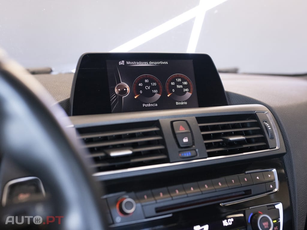 BMW 218 i Coupe Pack M