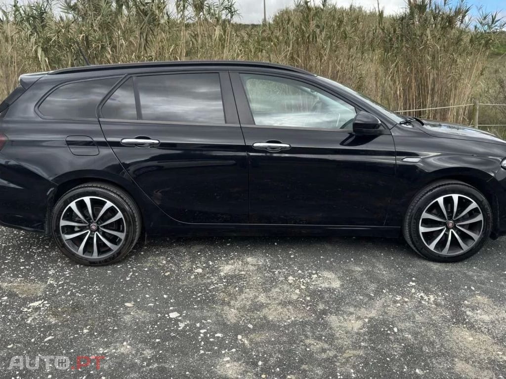 Fiat Tipo 1.3 M-Jet Lounge J17
