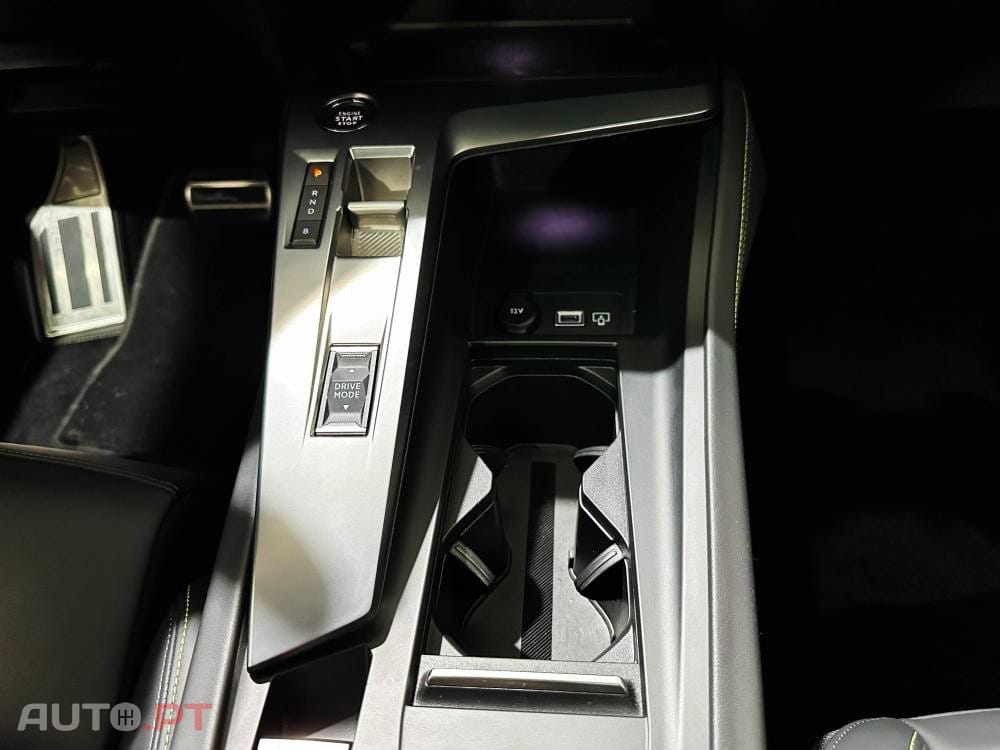 Peugeot 408 1.6 Hybrid GT e-EAT8
