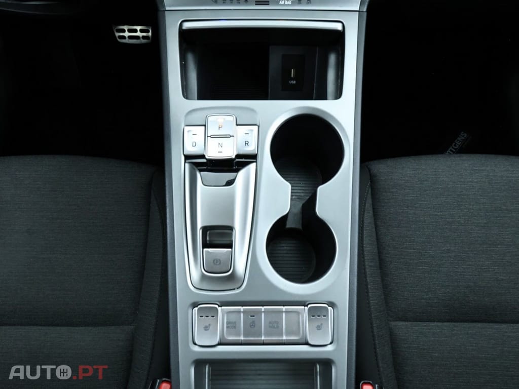 Hyundai Kauai Select I.V.A DEDUTIVEL
