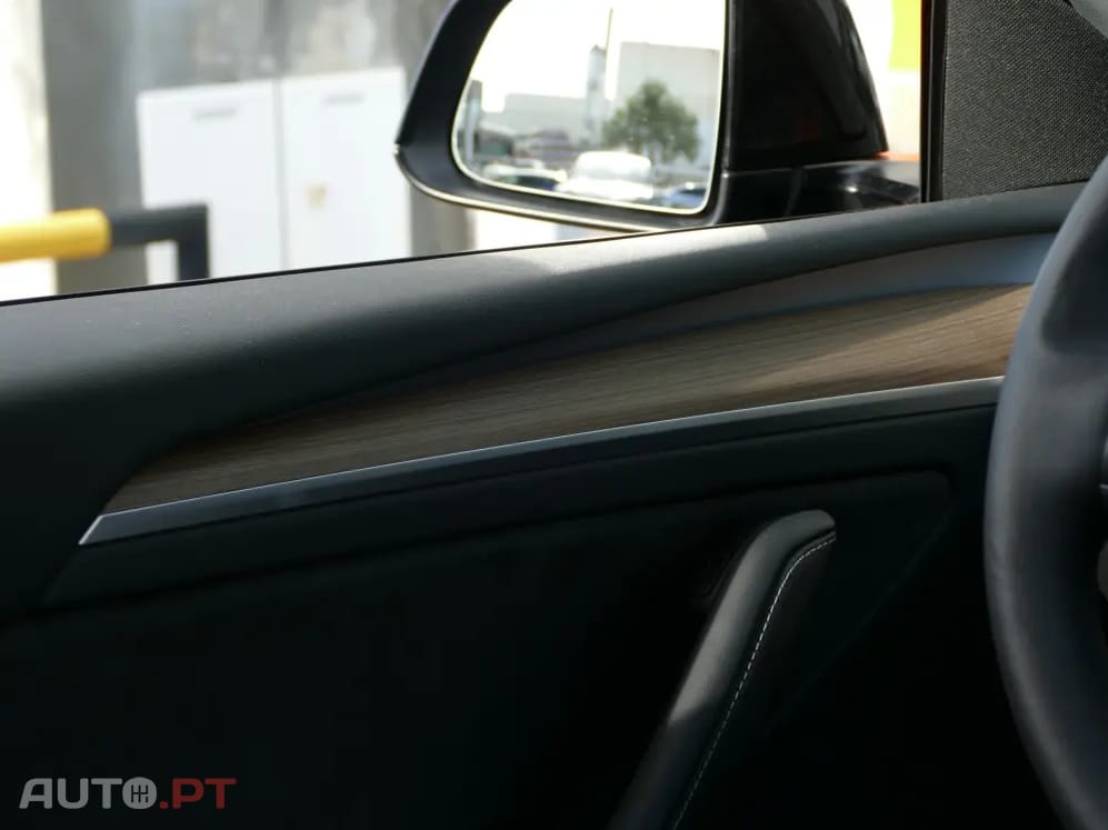 Tesla Model Y Performance Tração Integral