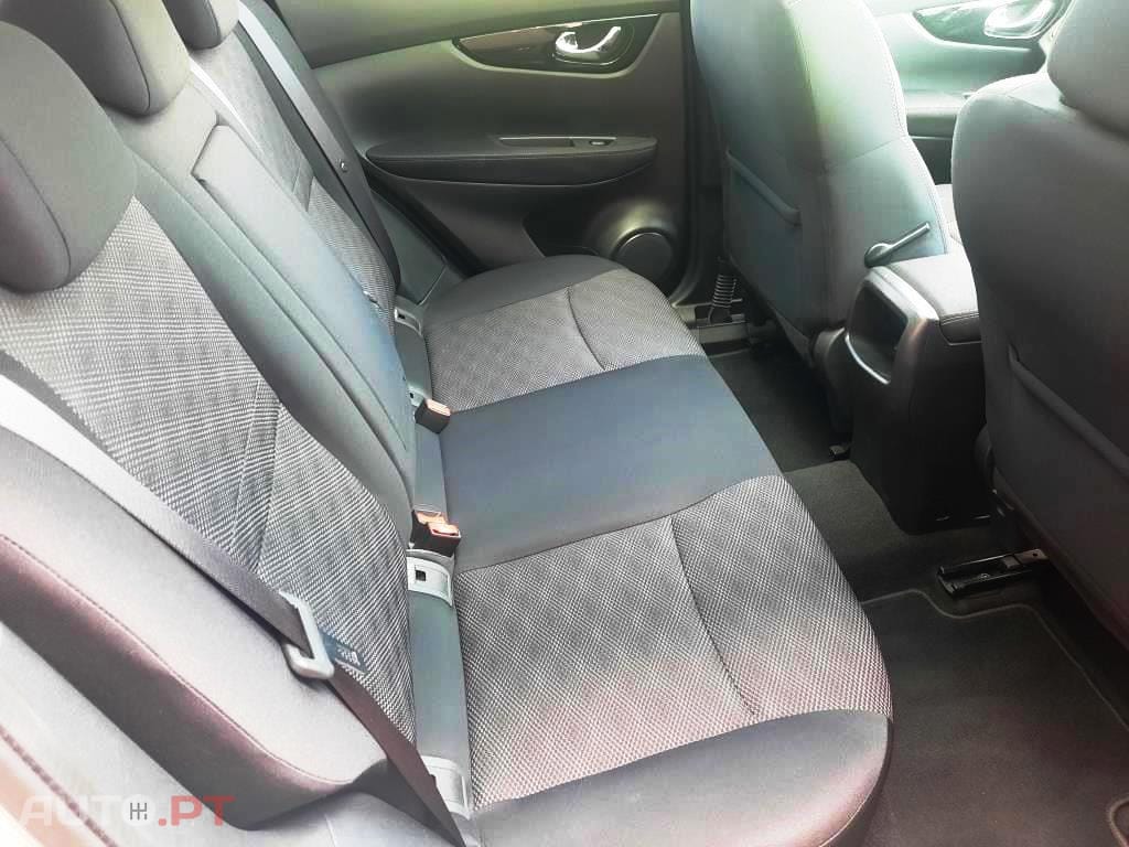 Nissan Qashqai 1.5 dCi 360 S 110cv / 198€ mês