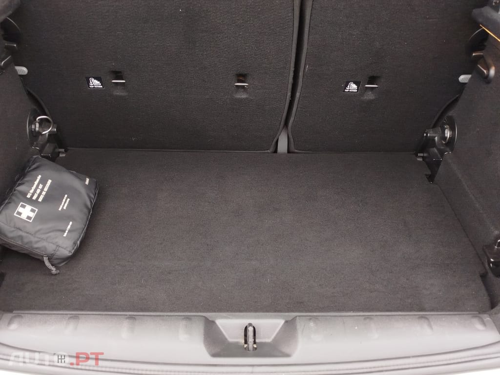 MINI Cooper Cooper D Auto