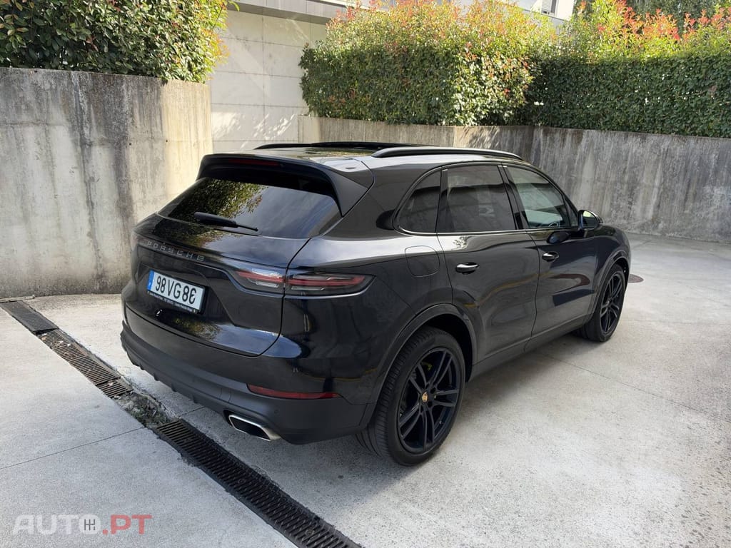 Porsche Cayenne E-Hybrid Platinum Edition