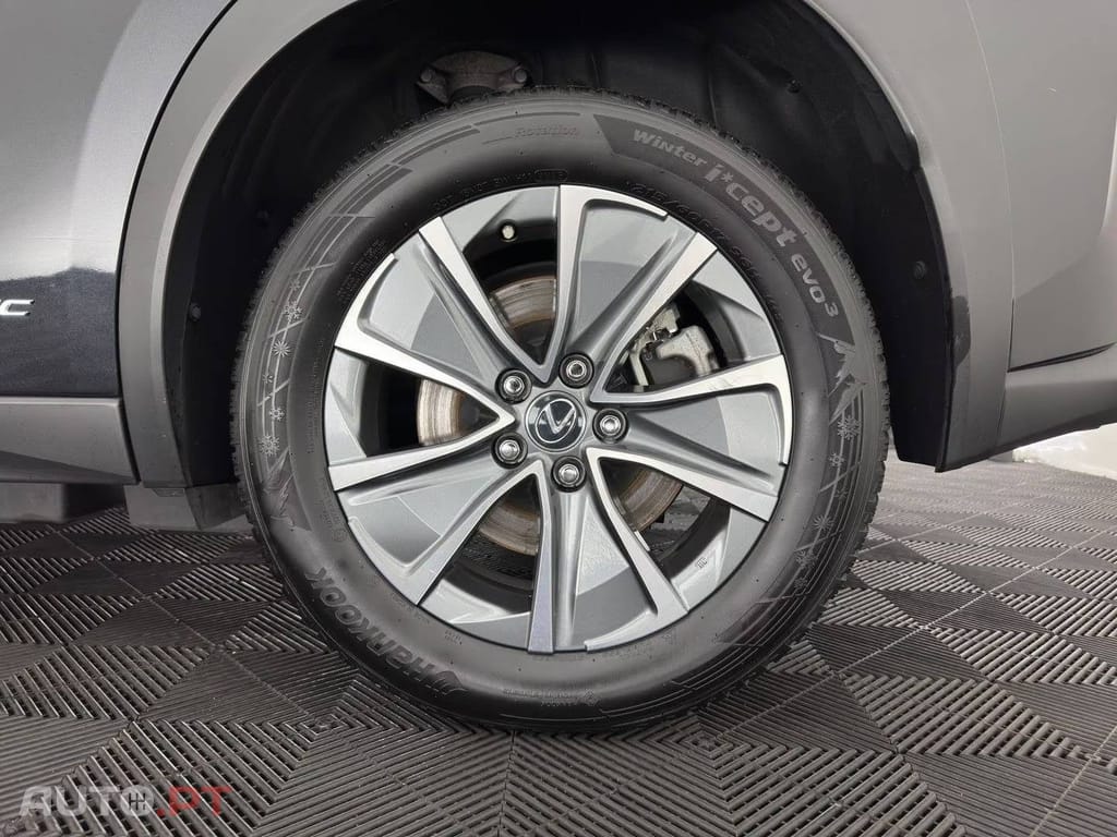 Lexus UX Luxury