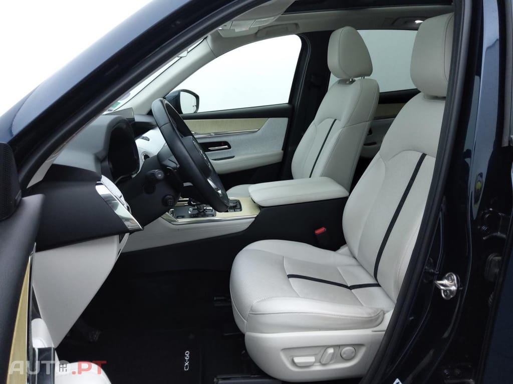 Mazda CX-60 2.5 e-Skyactiv PHEV Takumi