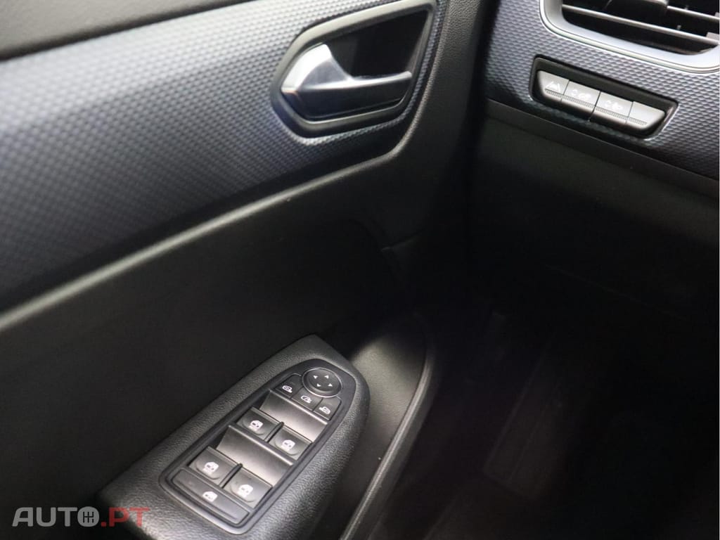 Renault Arkana 1.3 TCe Intens EDC