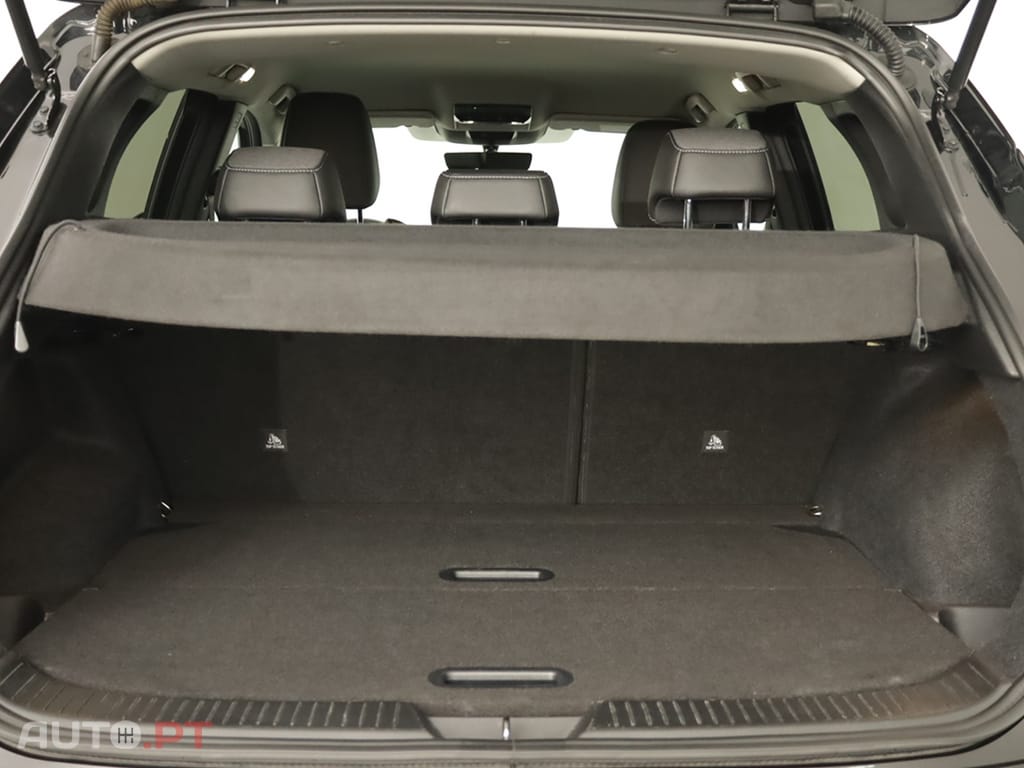 Nissan Qashqai Qashqai 1.3 DIG-T N-Connecta LED Xtronic